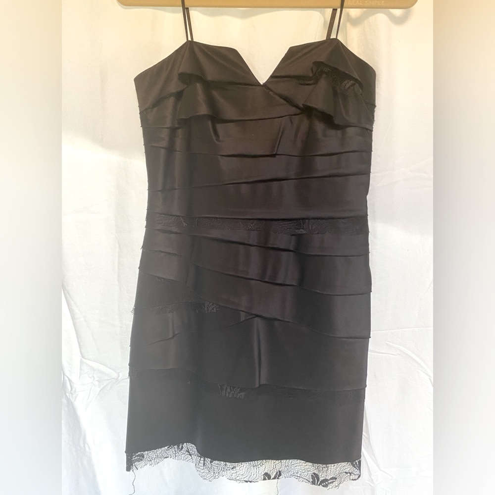 BCBG Generation - Strapless Back Dress